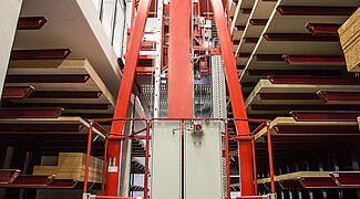 automatic warehouse, stacker crane